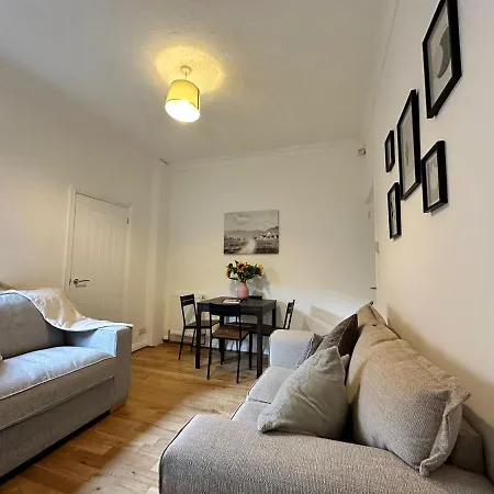 4 Bed 3 Bedroom Home Near Middlesbrough Centre Exterior photo