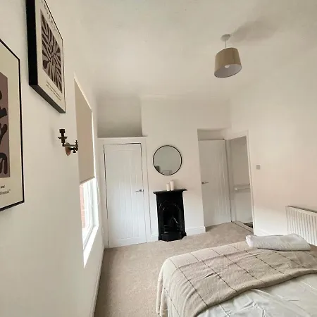 4 Bed 3 Bedroom Home Near Middlesbrough Centre Exterior photo